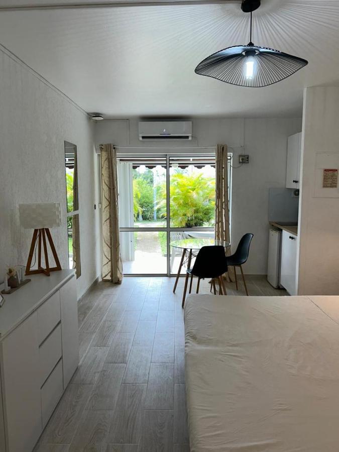 Superbe Studio Avec Piscine, Au Coeur De La Marina! Village Soleil ! Proche Aeroport & Ferry ル・ゴジエ エクステリア 写真