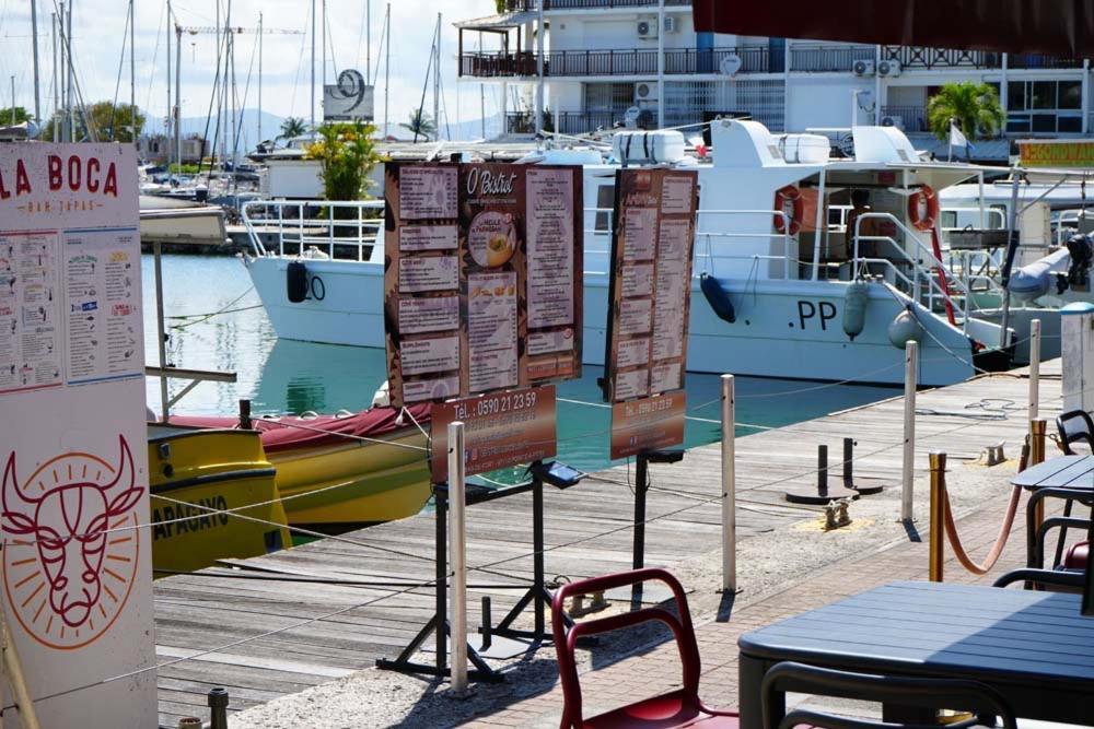 Superbe Studio Avec Piscine, Au Coeur De La Marina! Village Soleil ! Proche Aeroport & Ferry ル・ゴジエ エクステリア 写真
